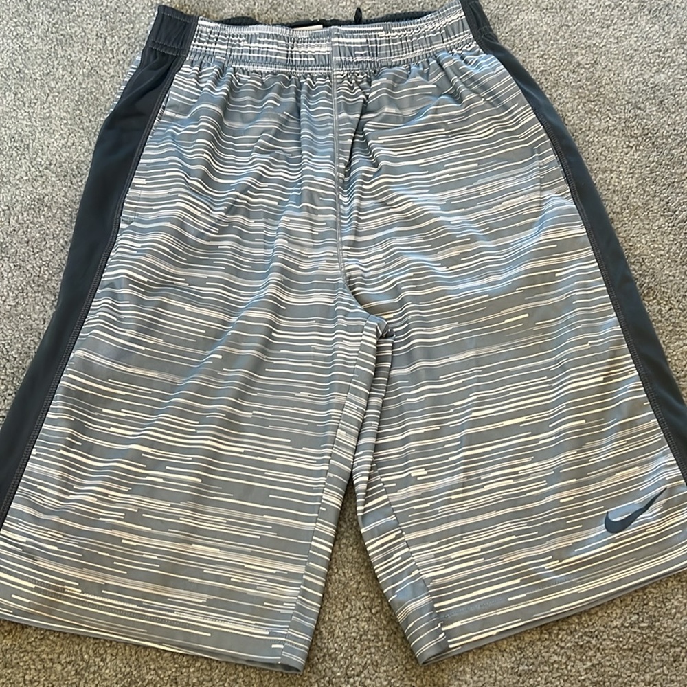 Nike bundle - Picture 6 of 6
